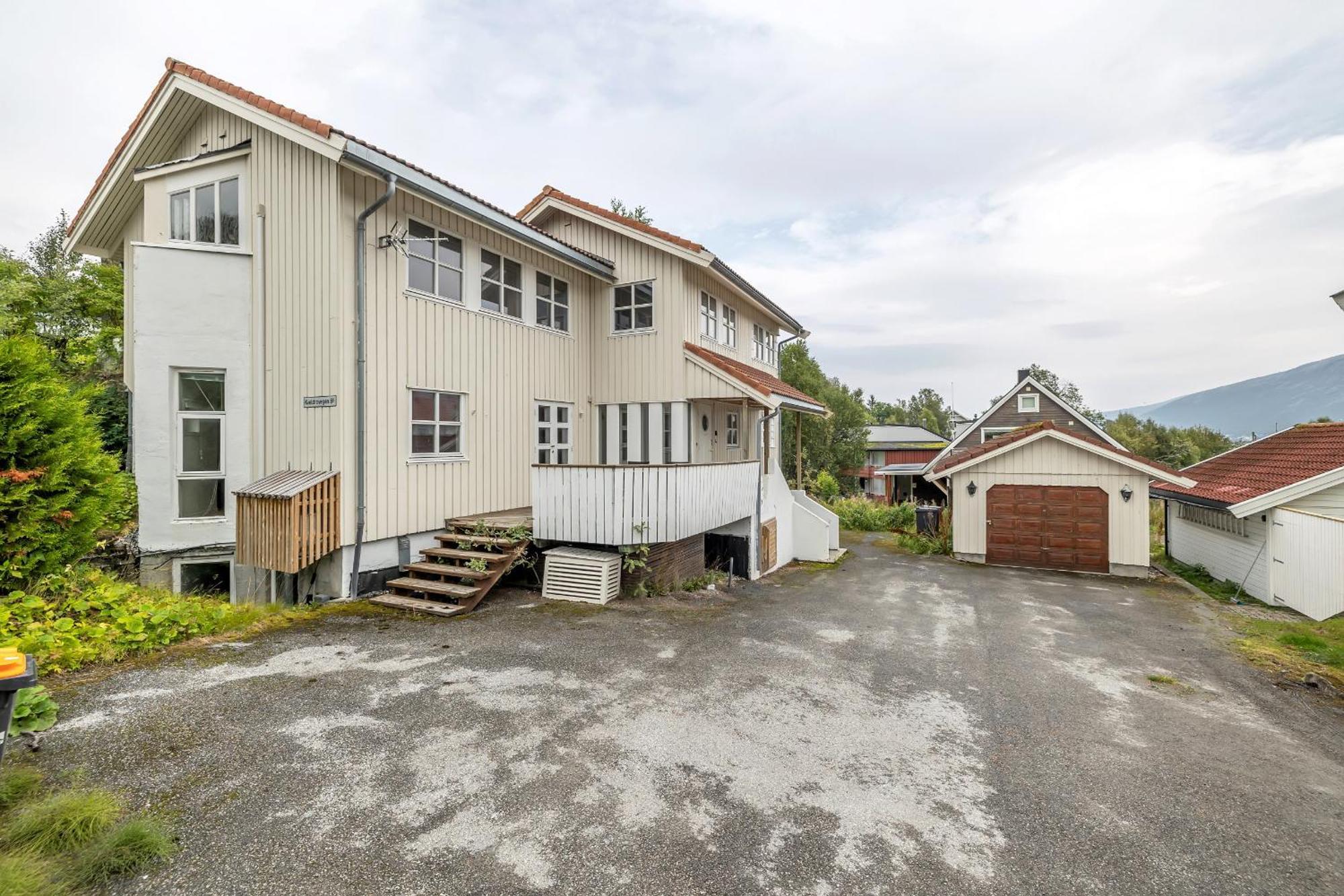 Central Large Modern House With A View Tromso Ngoại thất bức ảnh